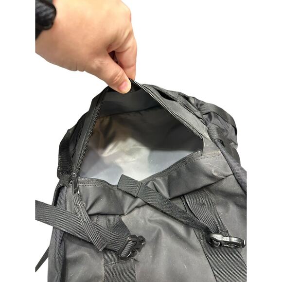 25l backpack timbuk2 Tuck Laptop the tucks reflective zipper pull and vista loop for your blinky light will keep you in sight. Highly organized. Highly awesome. The